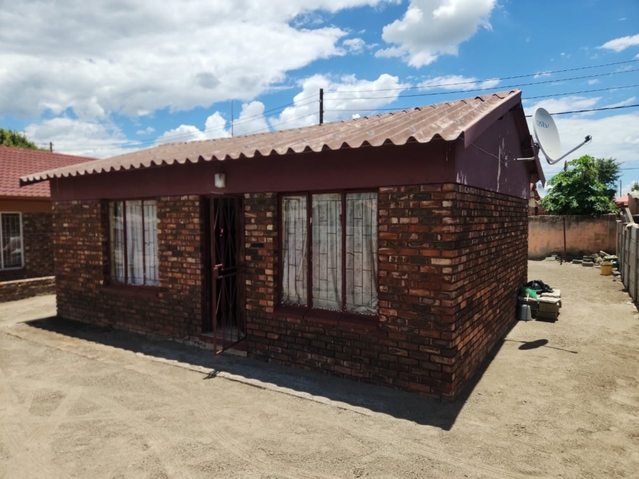 2 Bedroom Property for Sale in Boitekong North West